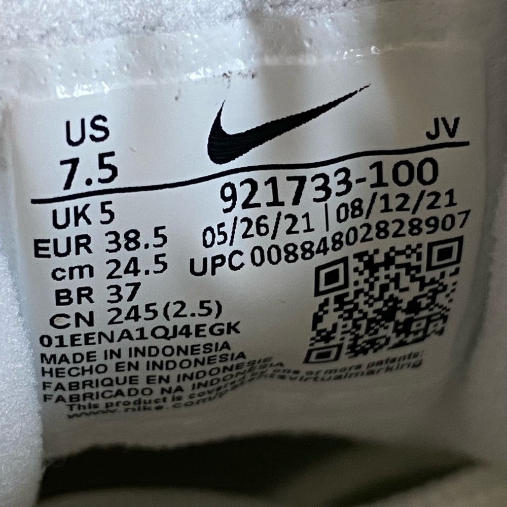 Nike Air Max 97 Women's Sneakers Shoes Size 7.5 Triple White Leather NEW - Picture 10 of 10